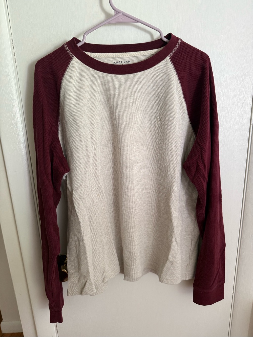 Men’s American Eagle Baseball Style Long Sleeve Shirt